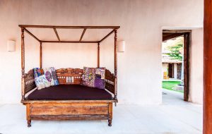 Bali Outdoor Bed