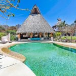 Pool & Palapa